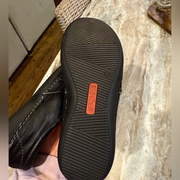 Women’s VIONIC Addison Orthoheel black leather slip on shoes- Size 7 - Picture 5 of 6